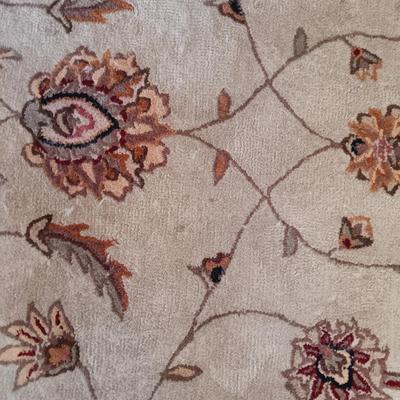 LOT 504: Large Floral Rug 8' x 11'