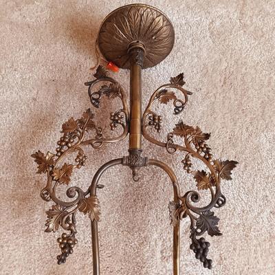 LOT 506: Vintage Brass Hanging Electric Lamp Fixture