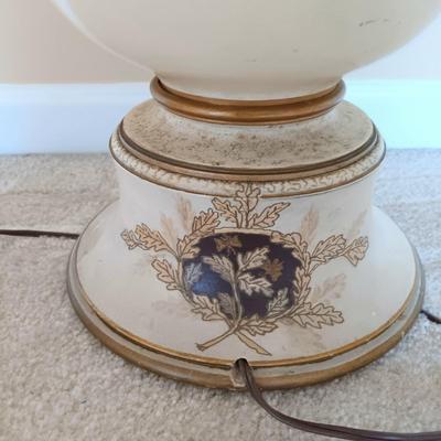 LOT 513: MCM Royal Worcester-Style Table Lamp
