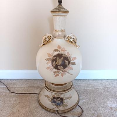 LOT 513: MCM Royal Worcester-Style Table Lamp