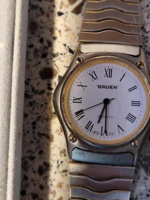 Two older watches in need of repair