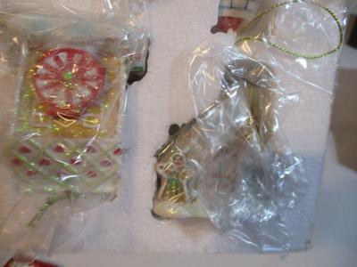 New Assortment Of Holiday Decorations Gingerbread Village Ornaments Sleighs #196