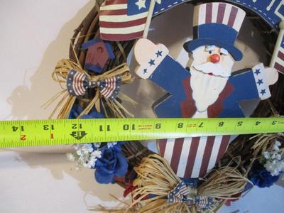 New Patriotic Decorative Wall Decor & Metal Bins