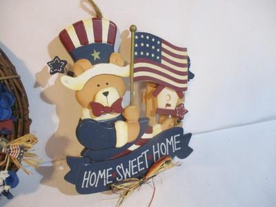 New Patriotic Decorative Wall Decor & Metal Bins