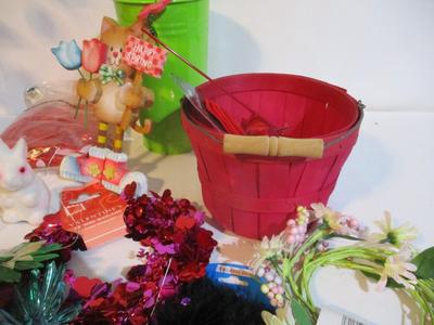 Assortment Of Crafting Decorations #202