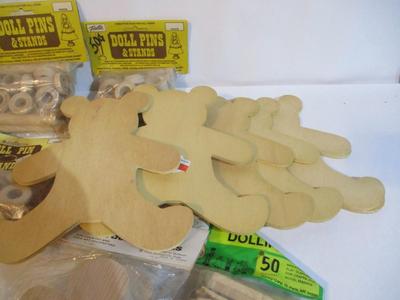 New Heirloom Toys Doll Pins & Stands Country Washboards Wooden Cutouts