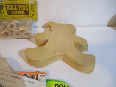 New Heirloom Toys Doll Pins & Stands Country Washboards Wooden Cutouts