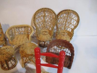 New Vintage Doll House Furniture #221