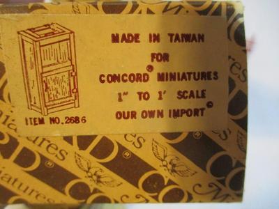 New Vintage Doll House Furniture #224