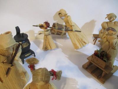 New Handmade Corn Husk Doll Figurines & Crafts #235