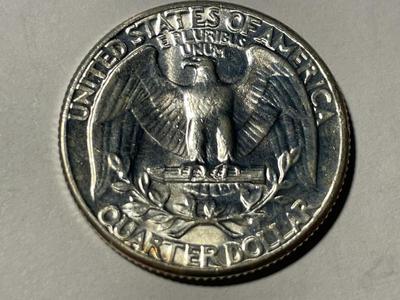 1964-P BRILLIANT UNCIRCULATED CONDITION WASHINGTON SILVER QUARTER AS PICTURED. FREE DOMESTIC SHIPPING.