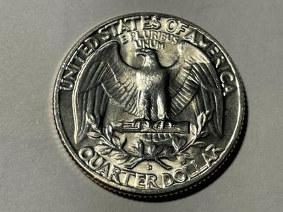 1962-D BRILLIANT UNCIRCULATED CONDITION WASHINGTON SILVER QUARTER AS PICTURED. FREE DOMESTIC SHIPPING.