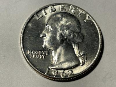 1962-D BRILLIANT UNCIRCULATED CONDITION WASHINGTON SILVER QUARTER AS PICTURED. FREE DOMESTIC SHIPPING.