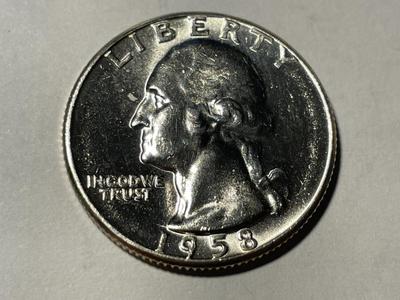 1958-P UNCIRCULATED CONDITION WASHINGTON SILVER QUARTER AS PICTURED. FREE DOMESTIC SHIPPING.
