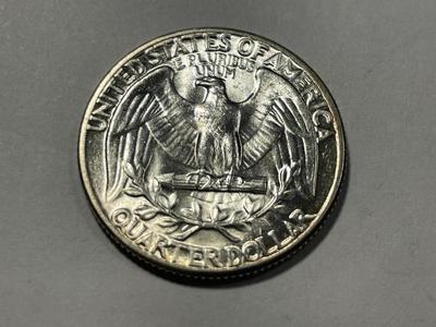1951-P AU58 CONDITION WASHINGTON SILVER QUARTER AS PICTURED. FREE DOMESTIC SHIPPING.