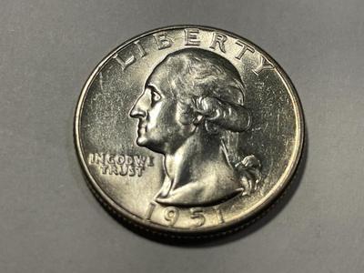 1951-P AU58 CONDITION WASHINGTON SILVER QUARTER AS PICTURED. FREE DOMESTIC SHIPPING.