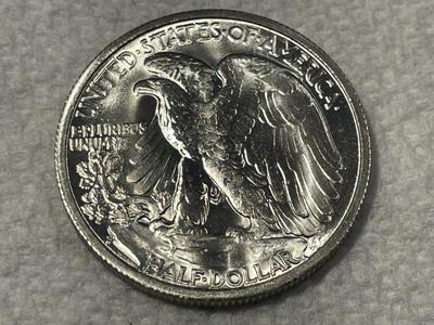 (COIN-3) 1946-S CHOICE BU FROM AN ORIGINAL ROLL WALKING LIBERTY SILVER HALF DOLLAR. FREE DOMESTIC SHIPPING.