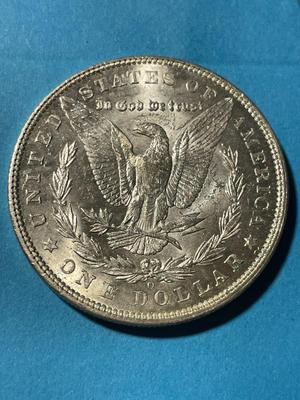 1904-O UNCIRCULATED CONDITION MORGAN SILVER DOLLAR (COIN-13) AS PICTURED. FREE DOMESTIC SHIPPING.