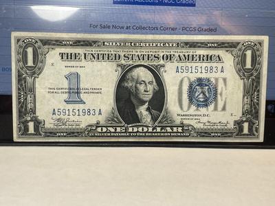 SERIES OF 1934 CRISP EF CONDITION "FUNNY BACK" SILVER CERTIFICATE AS PICTURED. FREE DOMESTIC SHIPPING.