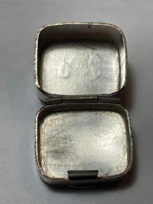 VINTAGE TAXCO MEXICO STERLING SILVER HINGED PILL BOX IN GOOD PREOWNED CONDITION.