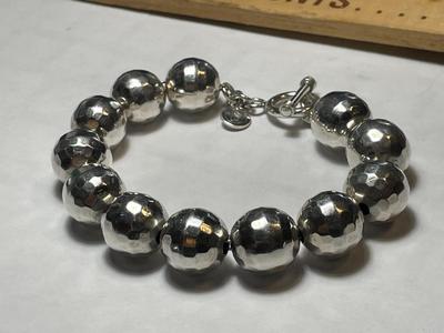 VINTAGE DESIGNER "B" MEXICO PREOWNED HEAVY 48.7 GRAMS STERLING SILVER 8.50" BALL BRACELET IN VERY GOOD PREOWNED CONDITION.