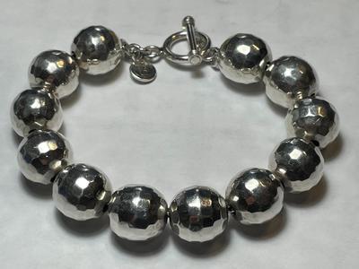 VINTAGE DESIGNER "B" MEXICO PREOWNED HEAVY 48.7 GRAMS STERLING SILVER 8.50" BALL BRACELET IN VERY GOOD PREOWNED CONDITION.