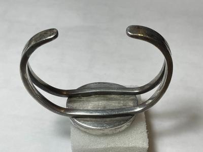 Vintage Southwest Sterling Silver Heavy Gauge Cuff Bracelet 43.8 Grams w/Bezel Set Lava Stone as Pictured.