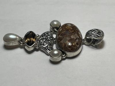 Vintage Sterling Silver .925 Bezel Set Pendant Preowned from an Estate as Pic'd.