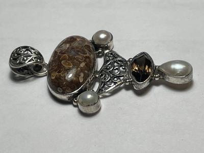 Vintage Sterling Silver .925 Bezel Set Pendant Preowned from an Estate as Pic'd.