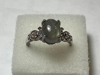 Vintage Sterling Silver .925 Fashion Moon Stone Like Ring Size-10 in Good Preowned Condition as Pic'd.