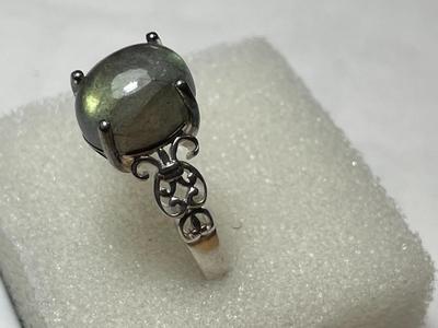 Vintage Sterling Silver .925 Fashion Moon Stone Like Ring Size-10 in Good Preowned Condition as Pic'd.