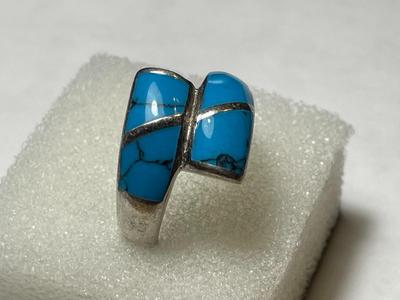 Vintage Sterling Silver .925 Fashion Faux Turquoise Inlaid Ring Size-8.5 in Good Preowned Condition as Pic'd.