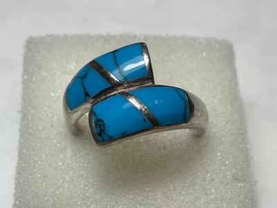 Vintage Sterling Silver .925 Fashion Faux Turquoise Inlaid Ring Size-8.5 in Good Preowned Condition as Pic'd.