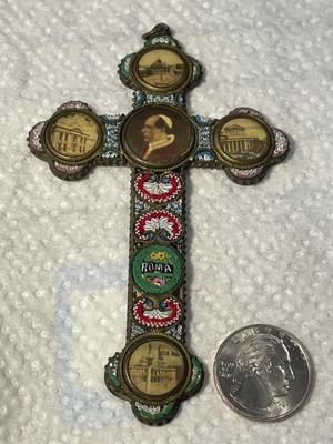 ANTIQUE VICTORIAN ERA MICRO-MOSAIC CROSS/CRUCIFIX MADE IN ITALY IN GOOD PREOWNED CONDITION. FREE DOMESTIC SHIPPING.