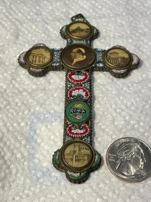 ANTIQUE VICTORIAN ERA MICRO-MOSAIC CROSS/CRUCIFIX MADE IN ITALY IN GOOD PREOWNED CONDITION. FREE DOMESTIC SHIPPING.