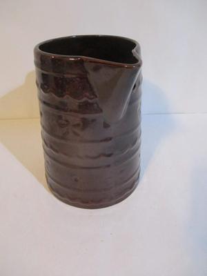 Mar-crest Daisy & Dot Stoneware Pitcher
