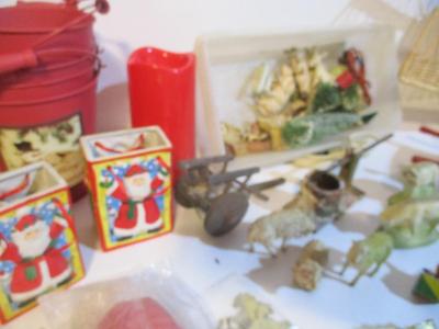 New Vintage Holiday Decorations