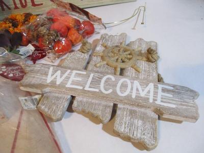New Home Decor Signs & Ashland House Plants