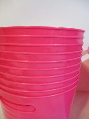 New Plastic Bins & Picnic Basket