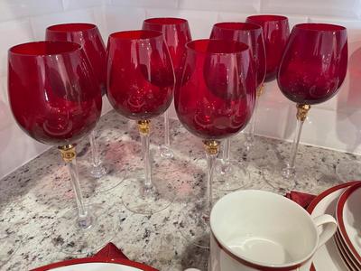 Complete dinner place setting for 8