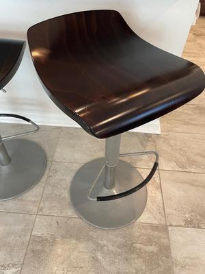 3 modern swivel height adjustable bar stools