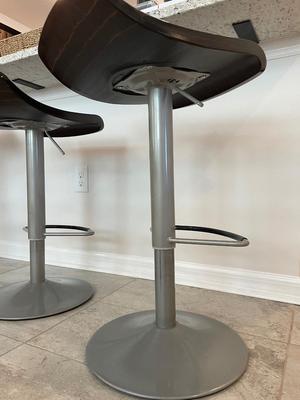 3 modern swivel height adjustable bar stools