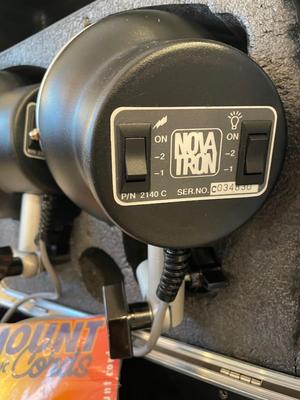 Novatron VR Studio Lighting Flash Head Lamp Kit w/ Stands, cords, carrying case and Umbrellas