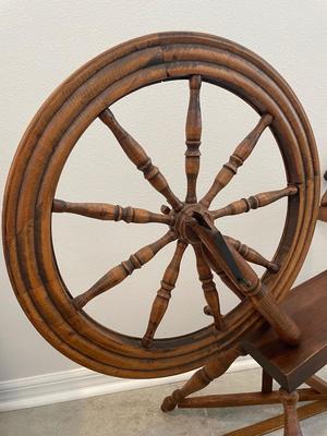 VINTAGE SPINNING WHEEL