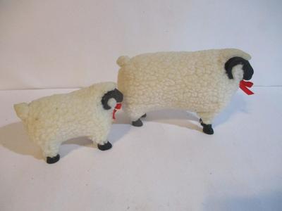White Wool Rams With Ceramic Legs