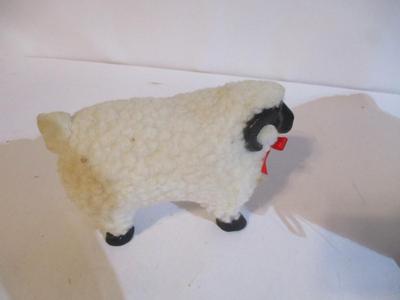 White Wool Rams With Ceramic Legs