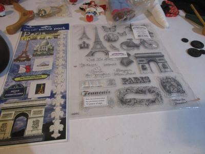 Assortment Of Home Decor & Crafts