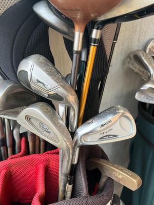 LOT 81G: Golf Collection - Bags, Clubs, Balls, Tees, Trainers, Travel Bag