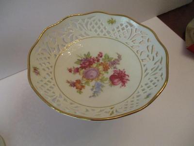 Schumann Arzberg Bavaria Reticulated Pedestal Dish