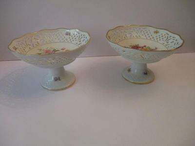 Schumann Arzberg Bavaria Reticulated Pedestal Dish